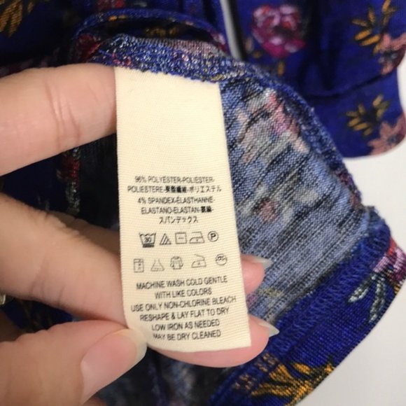 FREE PEOPLE Dock Street Top blue floral ruffle top size Small - Picture 4 of 8